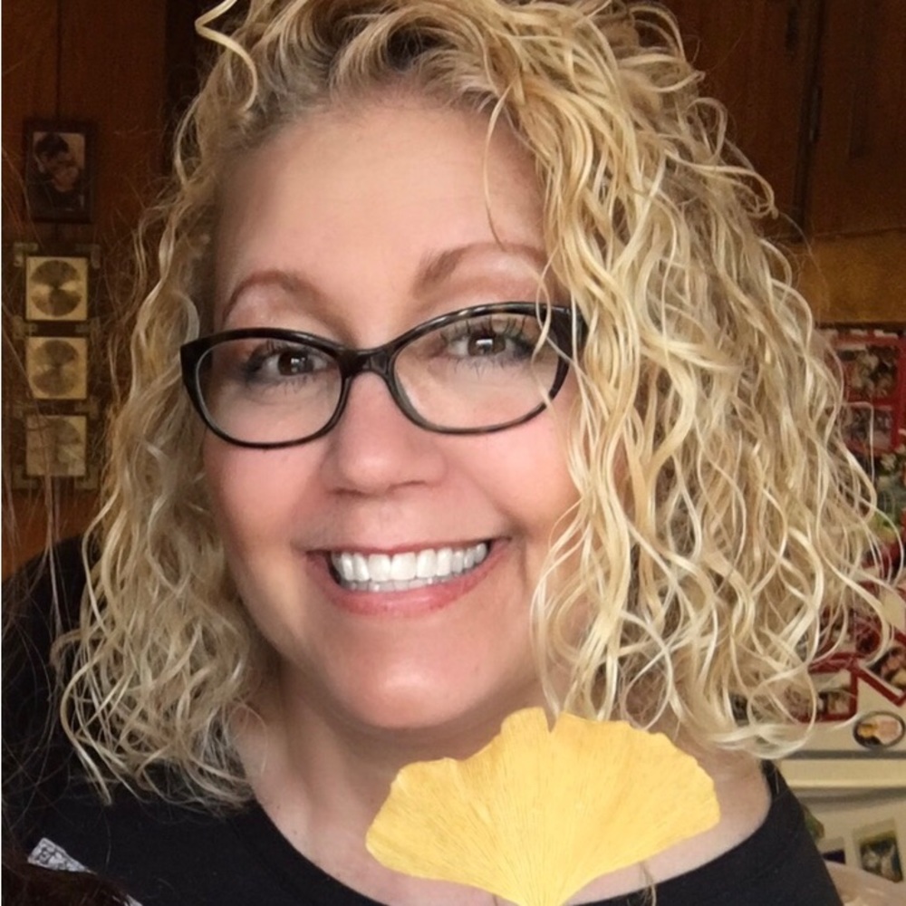 Meet your Posher, Posh